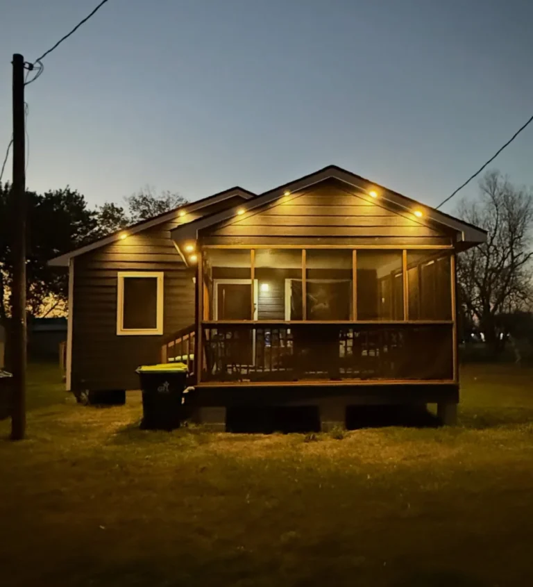 Soffit Lighting Solutions Built for Texas Homes